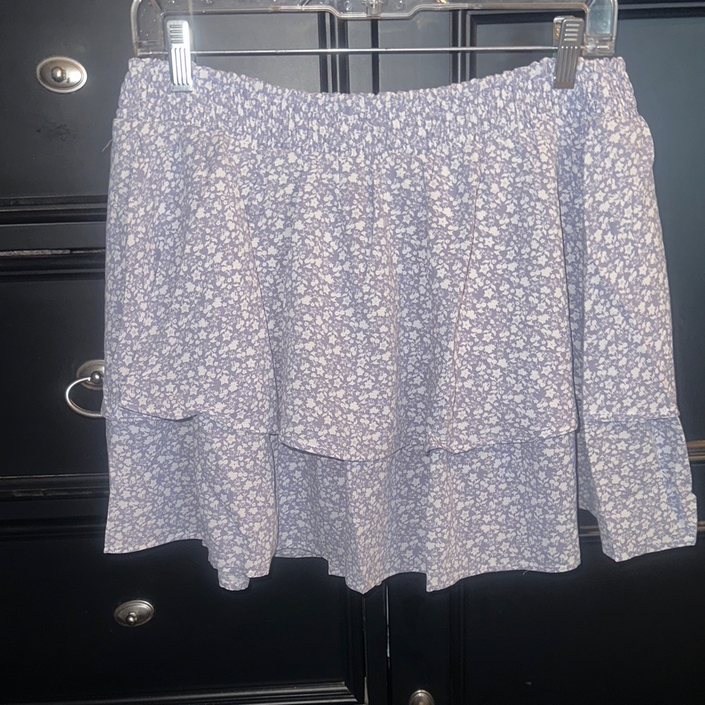 Easel Lg Lilac Floral Skater Skirt